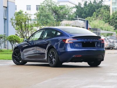 Tesla Model 3  Фото №6